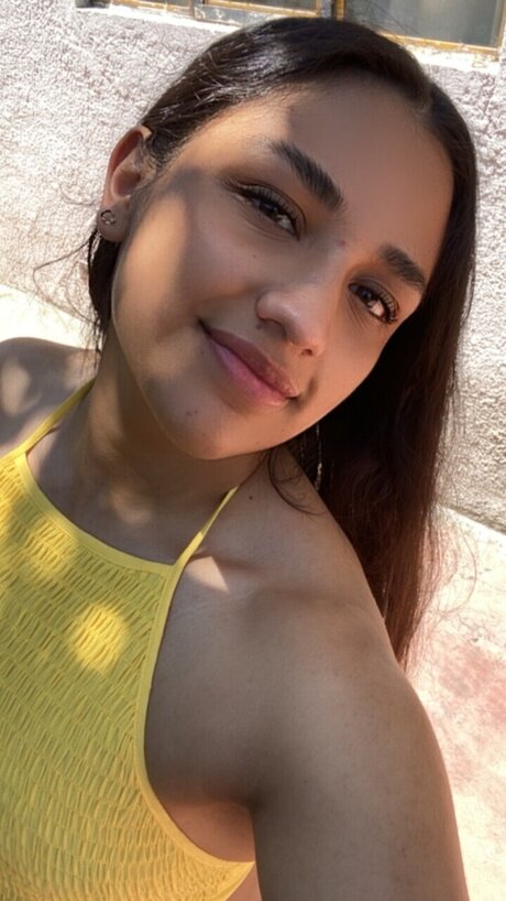 B rbara Salas onlyfans model photos