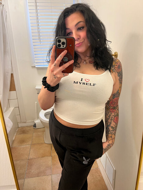 sweet love topless onlyfans