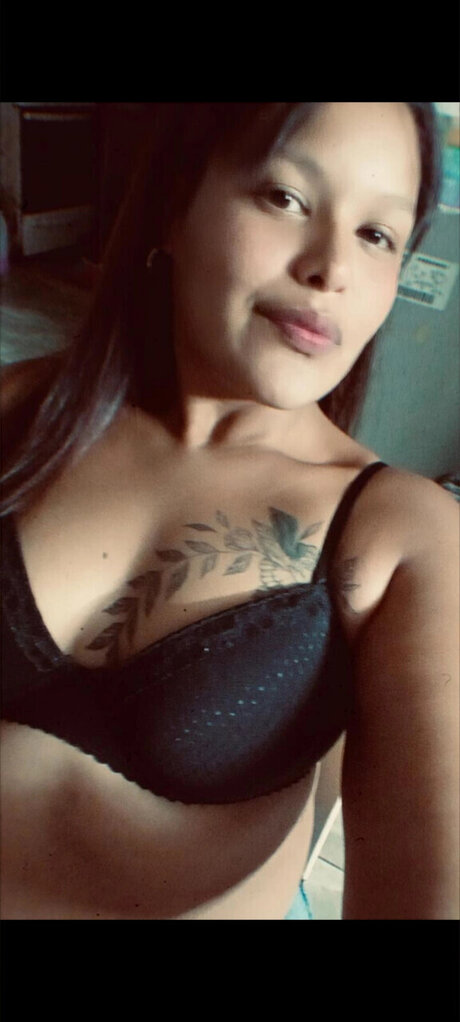 Elo naked leaked onlyfans