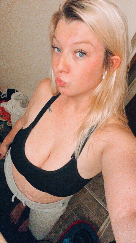 Aliyah Harbison only fans sex