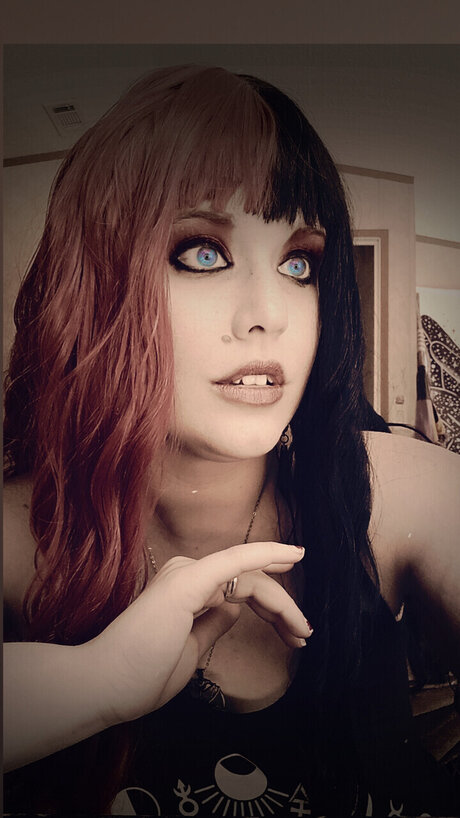 BigBootyWitch onlyfans leakes