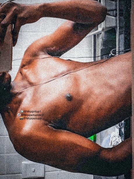 Mrpipeitup onlyfans.