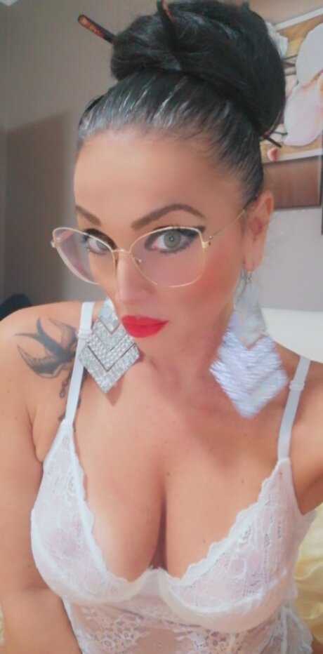 LaStef y naked onlyfans pics