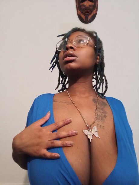 Queen Betty leaked onlyfans.