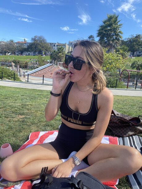 Charlie Harper leaked nude onlyfans