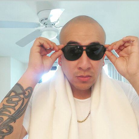 Santiago Suave onlyfans leaked pics