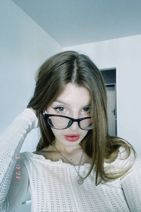 mila diamond onlyfans pics