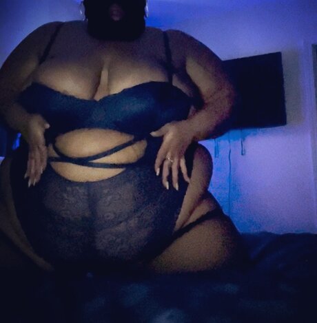 Eccentric BBW only fans photos