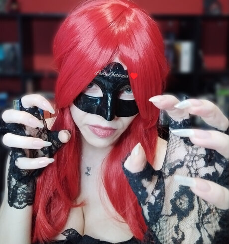 Lady Laetitzia Claws naked onlyfans leak