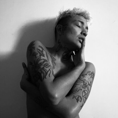 Trans Boy Tony s VIP Access_ onlyfans x