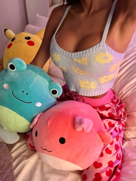 ur favorite latina_ onlyfans fotos