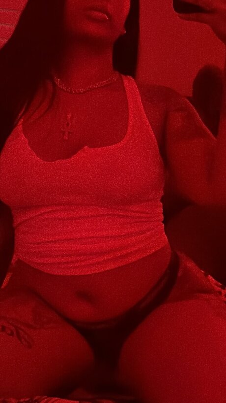 Nelli Royale onlyfans leakes