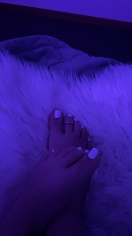 GoddessInez onlyfans boobs