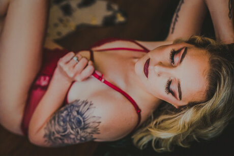 Bad nurse18 onlyfans leams