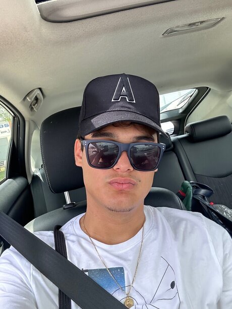 Rauluis25 onlyfans leak nudes