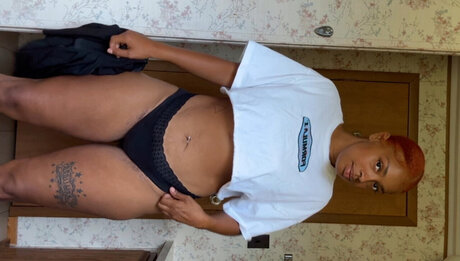 Violet Black onlyfans tits