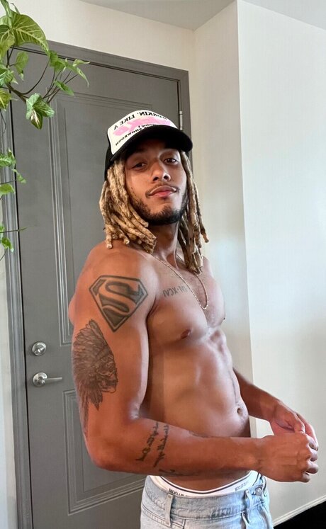 Derek avage feet onlyfans