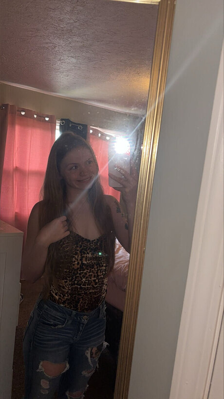 Alyak Nicole only fans pic