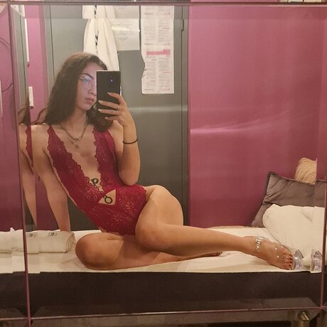 Valenciaa onlyfans nude pictures