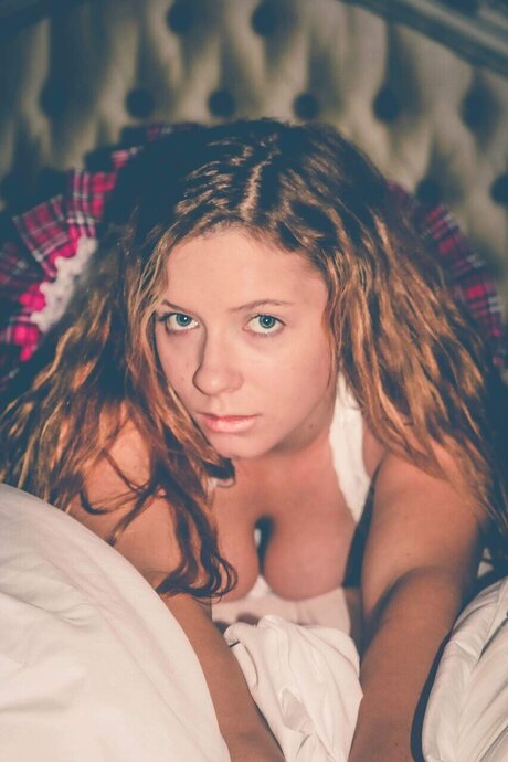 Dat Short Chik nude onlyfans leaks