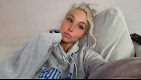 Briiiii_ onlyfans sex tape