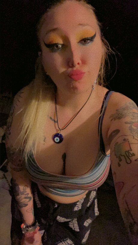 TaurusQueen2 onlyfans model images