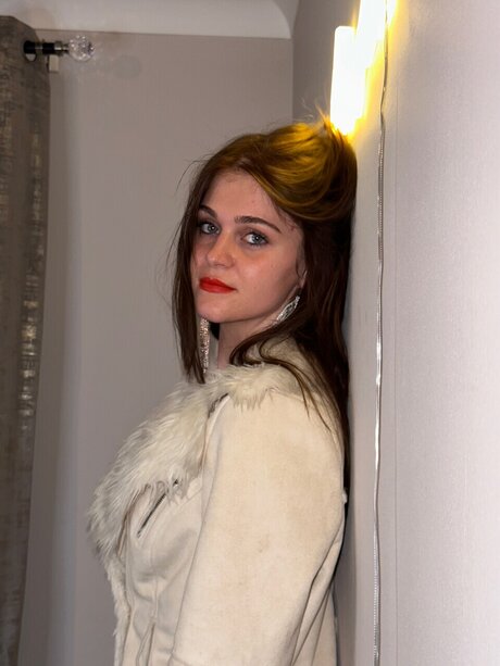 Reina flores onlyfans leaks.