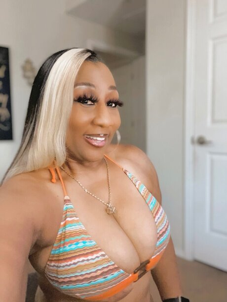 Tikki 44 onlyfans de