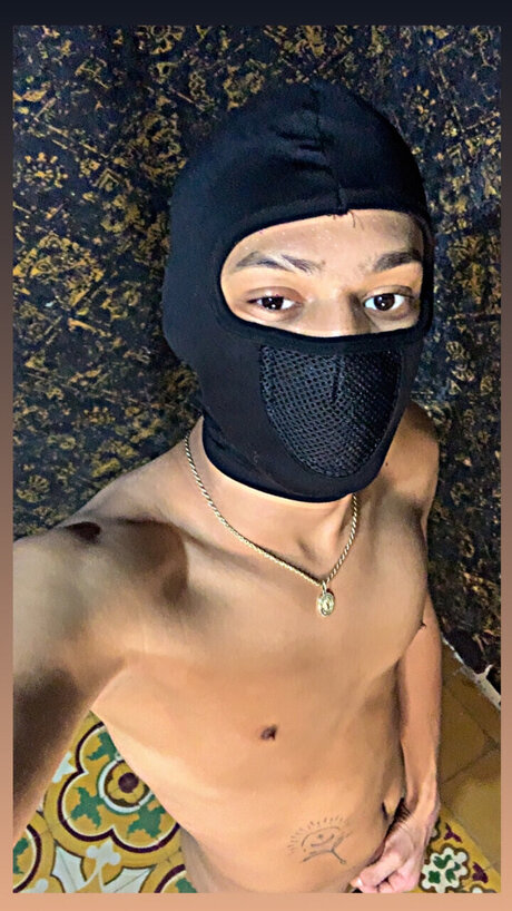 Traviesoxxnx_ onlyfans naked leak