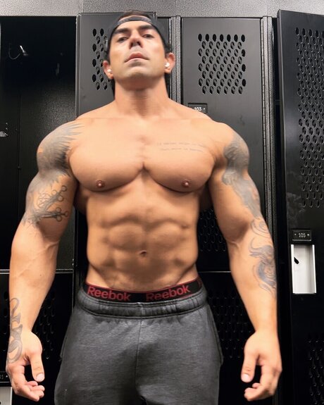 Damien Stone onlyfans pics