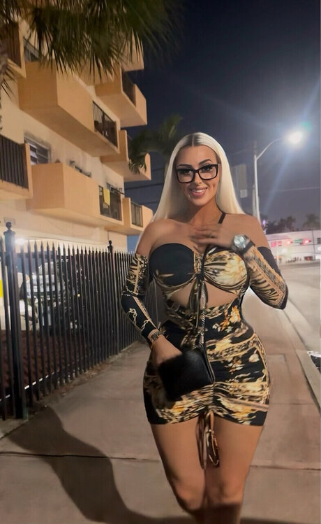 Sasha Carmine onlyfans porn leak