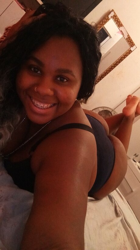 Senhorita Jak onlyfans model