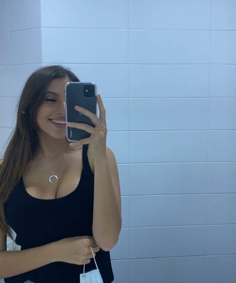 Yuval Hofesh onlyfans leak ass