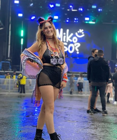 Chloe Moniz onlyfans porn