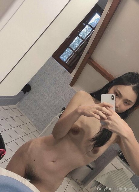 juneliu onlyfans pics nude