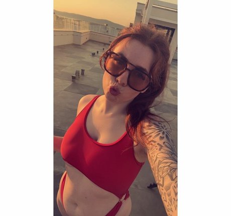 Molly Capper onlyfans leak sex