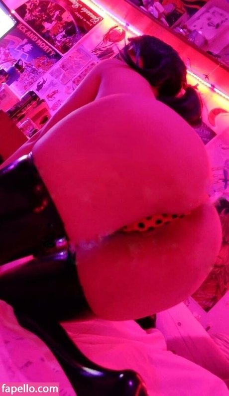 Camu Valoy onlyfans photos