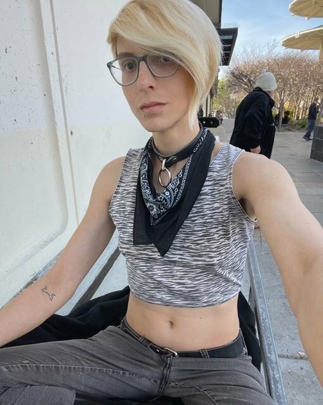 Cassie Coyote only fans pictures