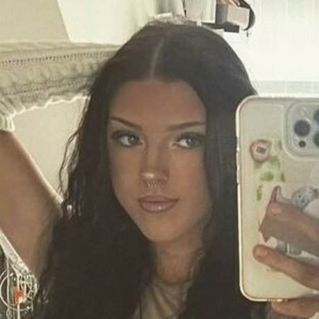 Geminihustlerisback onlyfans nudes leak