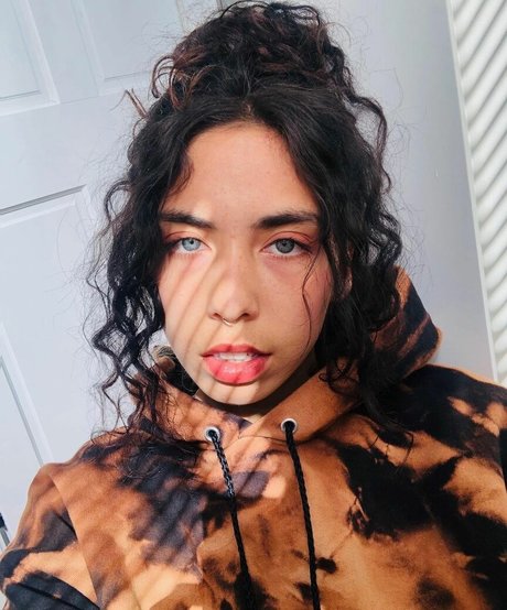 Indigo De Souza new onlyfans