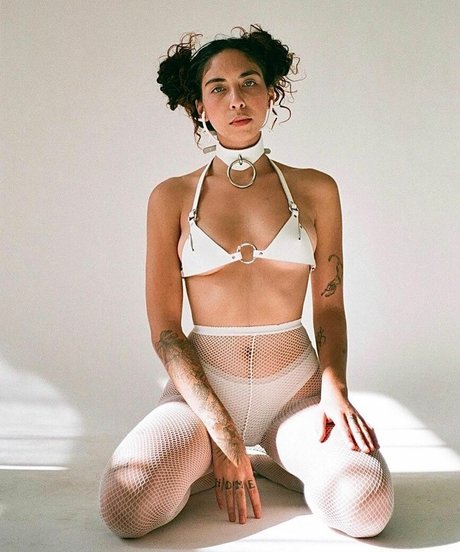 Indigo De Souza onlyfans