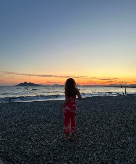 Ilonaaln onlyfans nude content