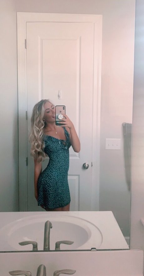 Sarah Kate Stricker onlyfans