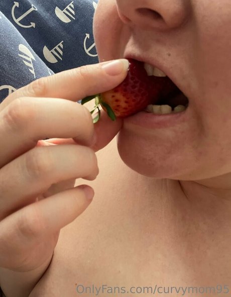 curvymom95 nude porn onlyfans