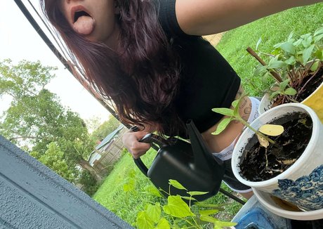 littlered08 is on onlyfans