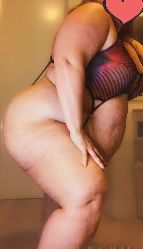 kellybellybbw onlyfans leaked