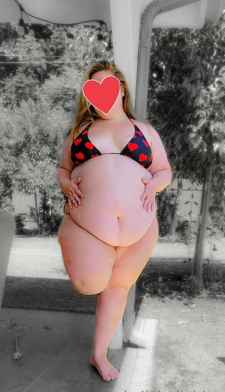 kellybellybbw only fans pictures