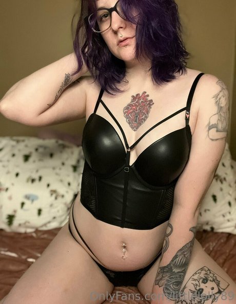 littlelolly89 only fans leaked