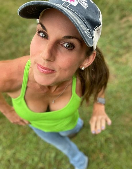 shellyrock tits onlyfans