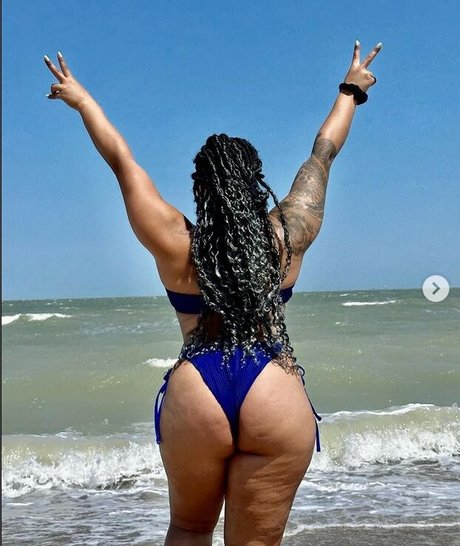 kristinmaried onlyfans sexy